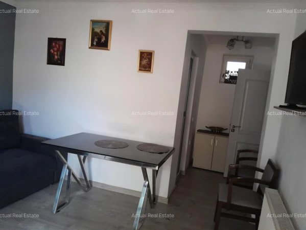 case de vanzare ieftine Constanta 3 camere, 142 mp 2
