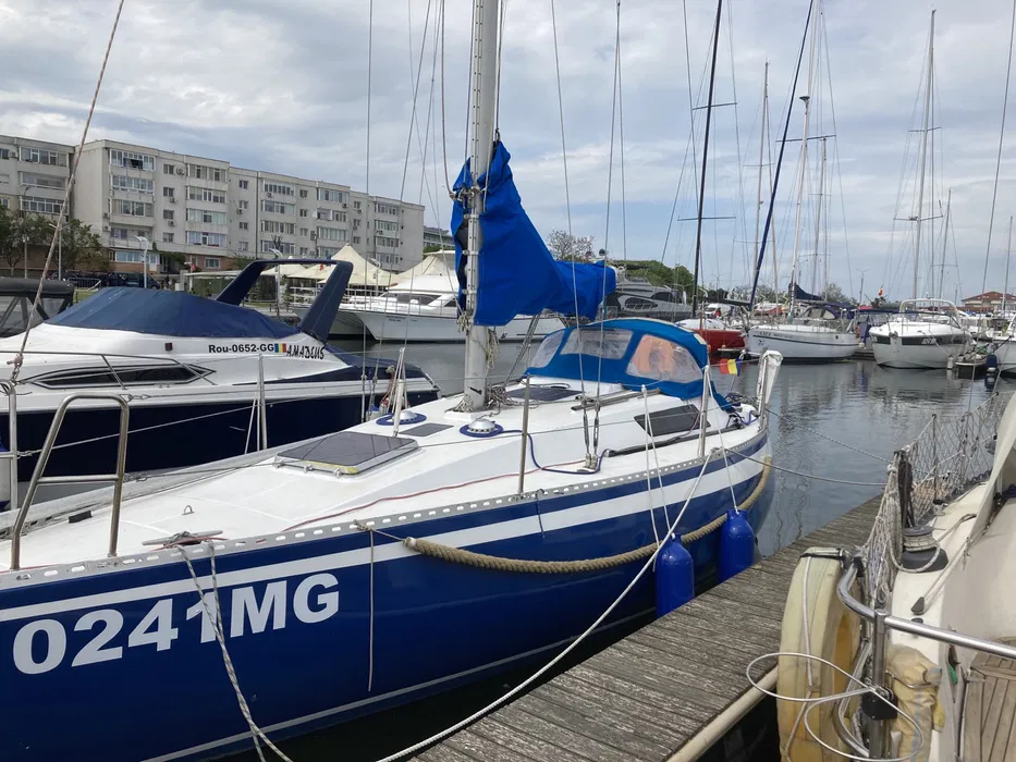 Vand velier Beneteau First 30, 9 m lungime