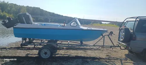 Barca cu motor Mercury 50 CP 1