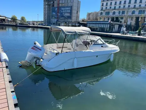 Barca cu motor Galeon Galia 560 1