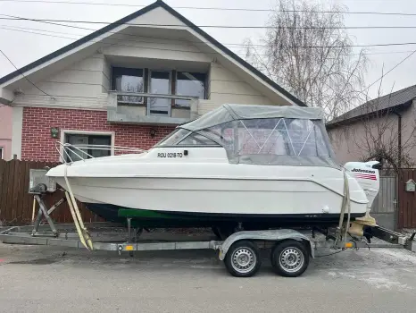 Barca cu motor Galeon Galia 560 2
