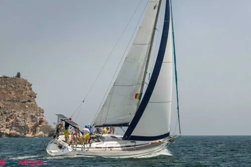 Velier Bavaria 38 an 2002 perfecta stare de functionare yacht 1