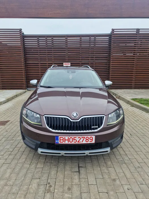 Skoda Octavia Scout / automat / 4x4 ok