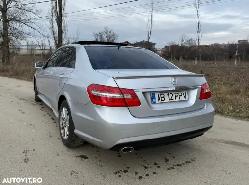 Mercedes-Benz E 220 CDI 170CP 1