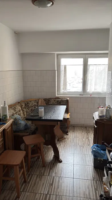 Caut colega / coleg de apartament Brasov, fara garantie 650 lei