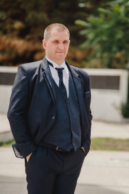 Ionut Vicentiu, Pozitiv, Optimist